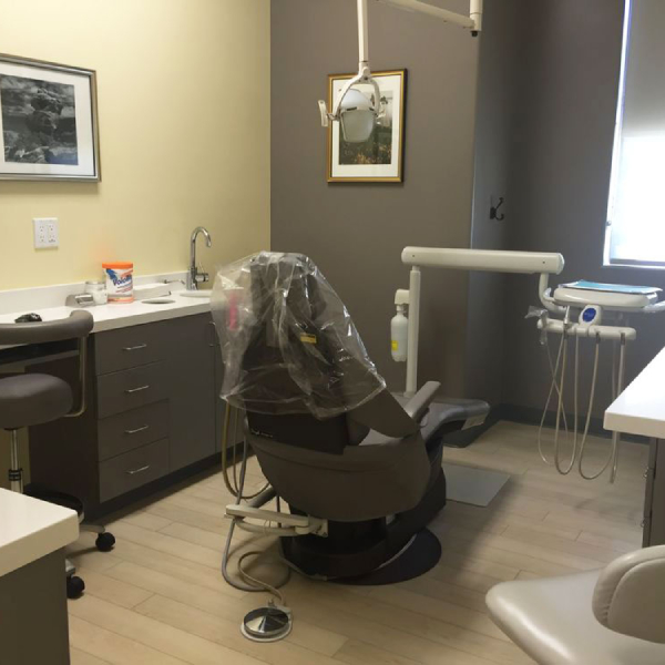 Dentist in CA